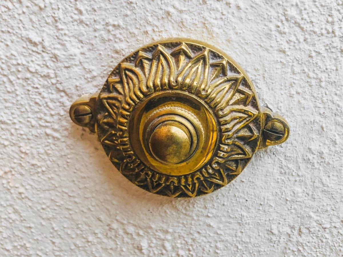 Historische Wohnung Mit Gehobenem Ambiente Walting Exterior foto